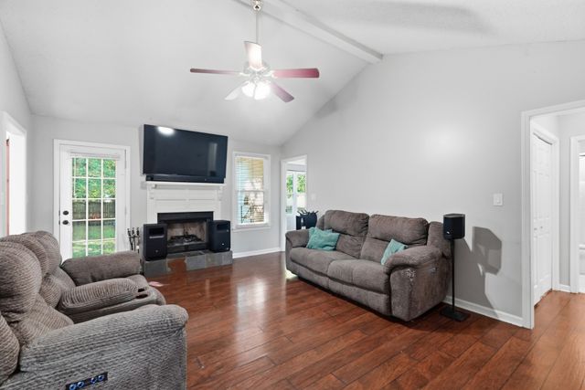 2670 Keyland Dr, Clarksville, TN 37040