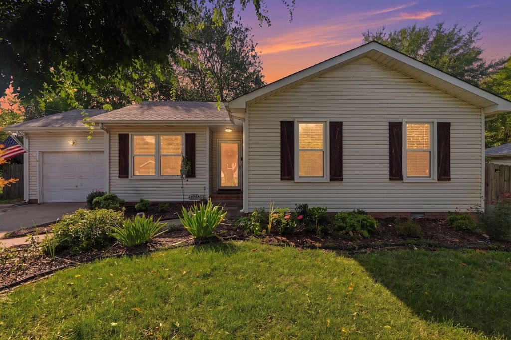 2670 Keyland Dr, Clarksville, TN 37040