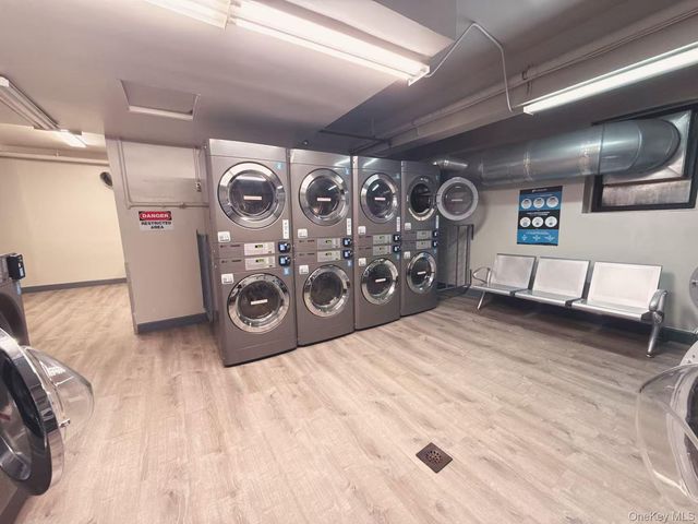 5803 Calloway Street 4H, Corona, NY 11368