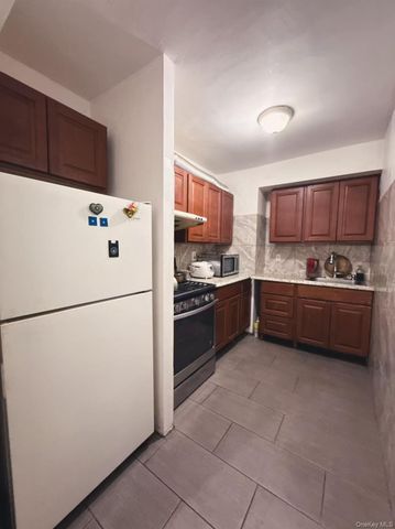 5803 Calloway Street 4H, Corona, NY 11368