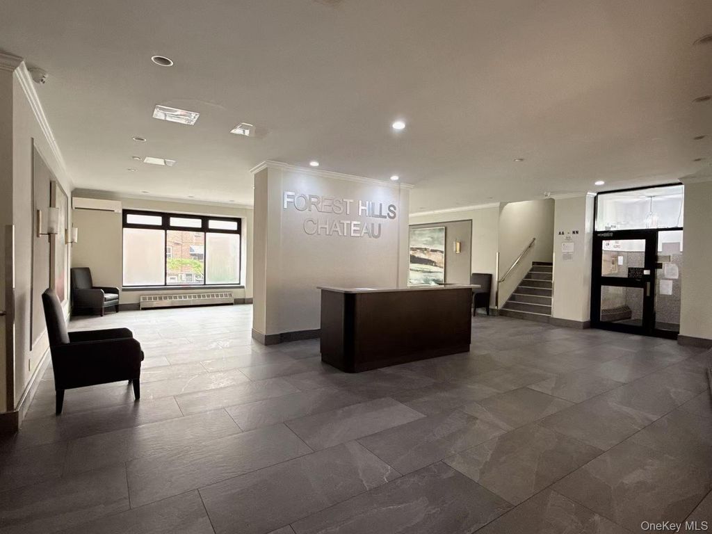 5803 Calloway Street 4H, Corona, NY 11368 — photo 3