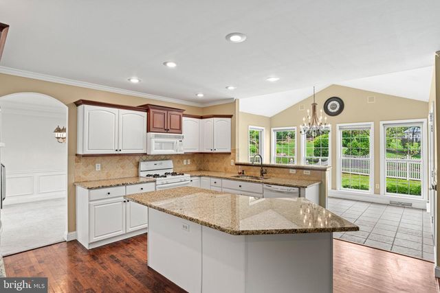 830 OLDE TRAIL RD, Hummelstown, PA 17036