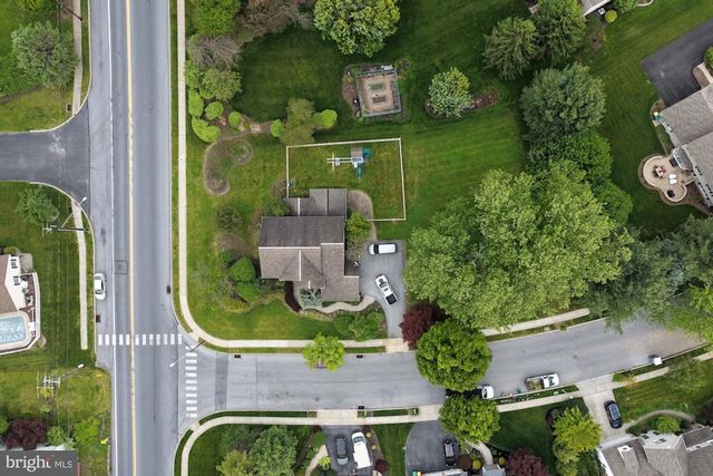830 OLDE TRAIL RD, Hummelstown, PA 17036
