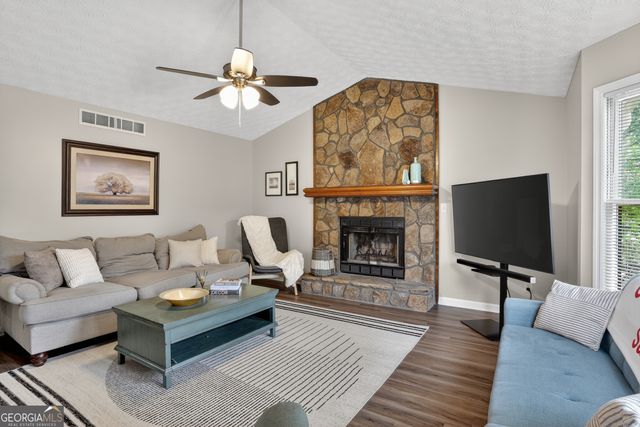 2562 Kennesaw Spring Court, Kennesaw, GA 30144