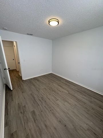 204 MARY CATHERINE COURT, Lakeland, FL 33809