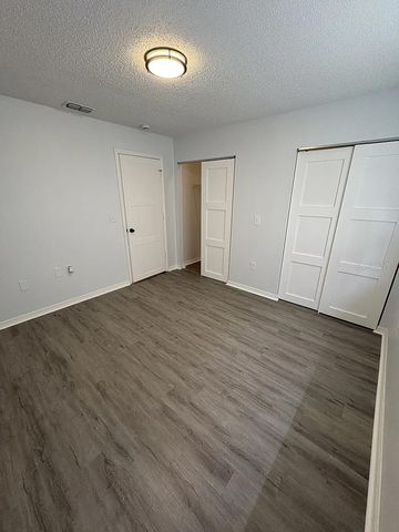 204 MARY CATHERINE COURT, Lakeland, FL 33809