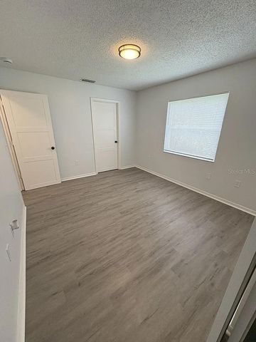 204 MARY CATHERINE COURT, Lakeland, FL 33809