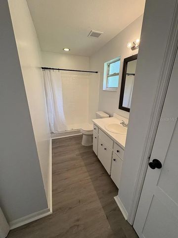 204 MARY CATHERINE COURT, Lakeland, FL 33809