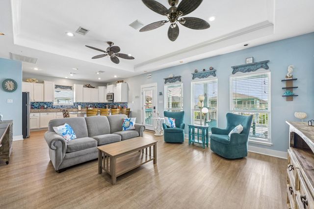 977 Bahama Drive, Crystal Beach, TX 77650