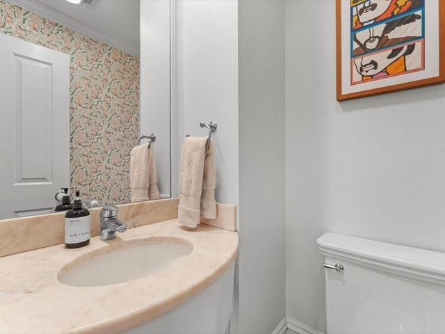 63 Worcester St A, Boston, MA 02118