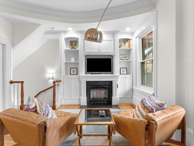 63 Worcester St A, Boston, MA 02118