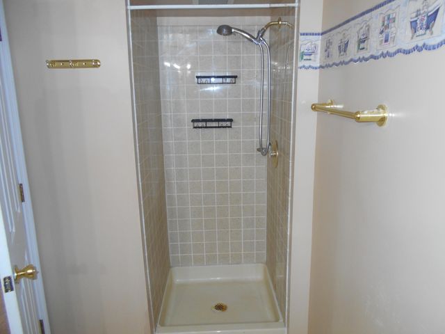 321 Bluegrass Avenue, Southgate, KY 41071
