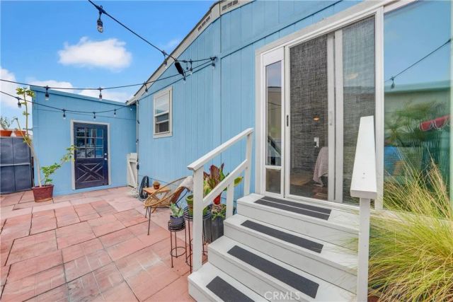 21851 Newland, Huntington Beach, CA 92646