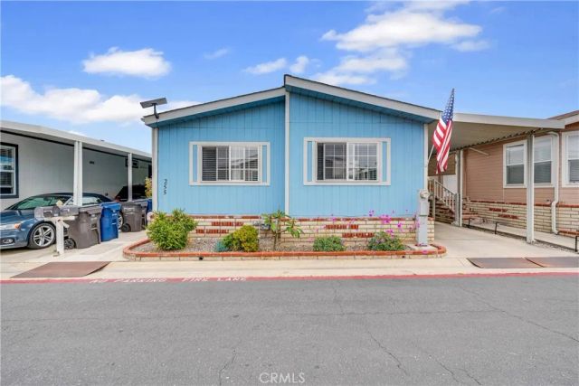 21851 Newland, Huntington Beach, CA 92646