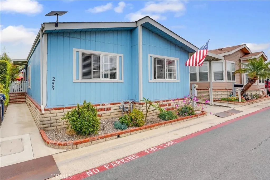21851 Newland, Huntington Beach, CA 92646