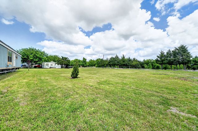 5340 County Road 547, Nevada, TX 75173