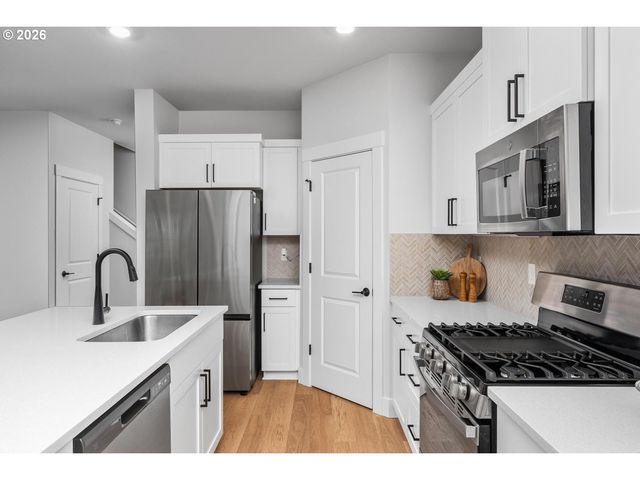 14896 Nw MINDA St, Portland, OR 97229