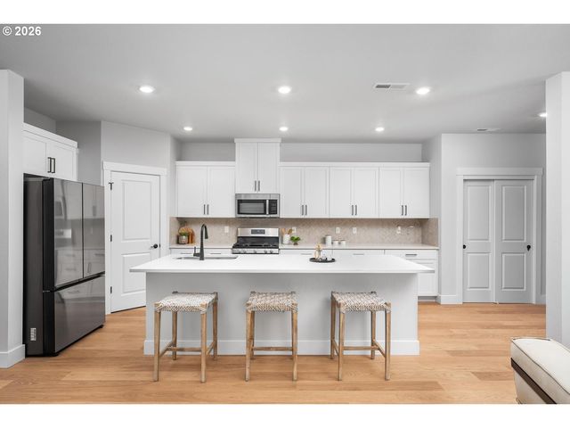 14896 Nw MINDA St, Portland, OR 97229