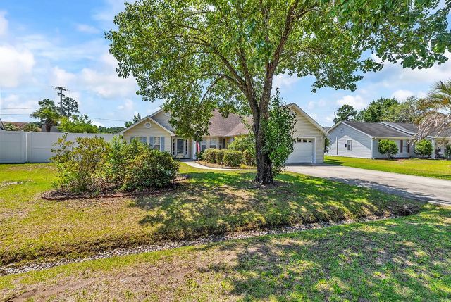 231 Lander Dr., Conway, SC 29526