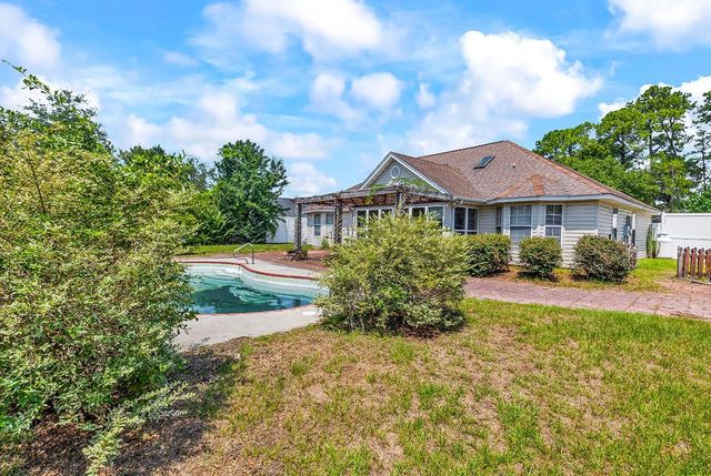 231 Lander Dr., Conway, SC 29526