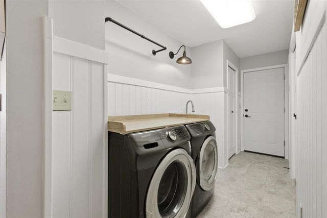 W5938 Hall Road, Poynette, WI 53955