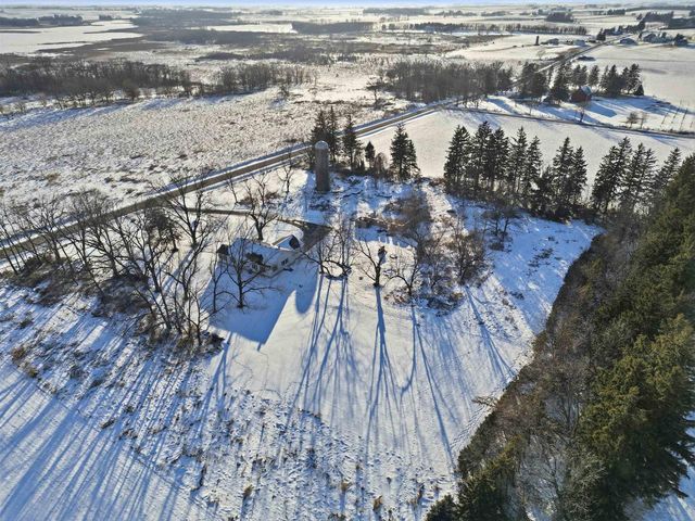 W5938 Hall Road, Poynette, WI 53955