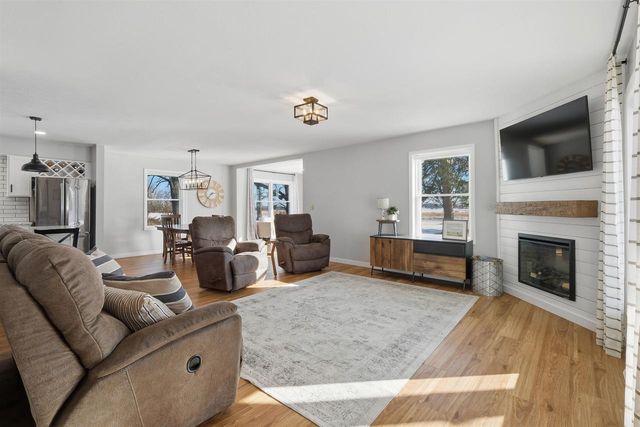 W5938 Hall Road, Poynette, WI 53955