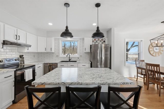 W5938 Hall Road, Poynette, WI 53955