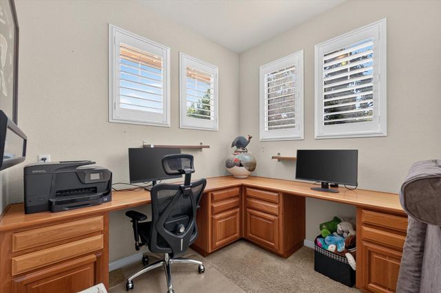 1728 Sevilla Dr, Roseville, CA 95747