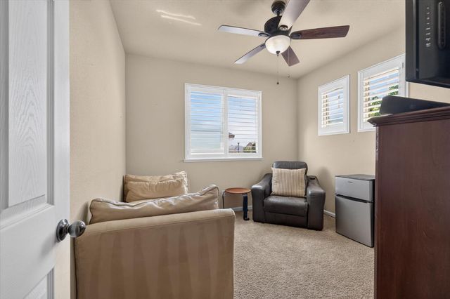 1728 Sevilla Dr, Roseville, CA 95747