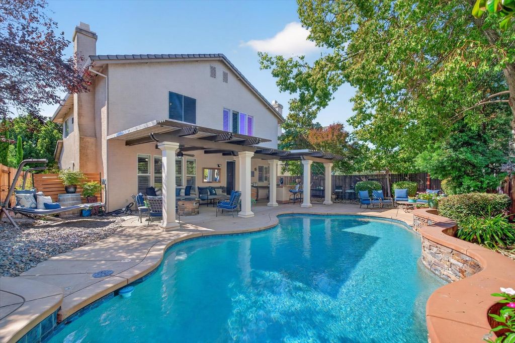 1728 Sevilla Dr, Roseville, CA 95747