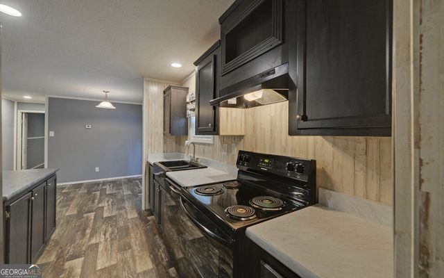 1054 Brookhaven Circle, Toccoa, GA 30577