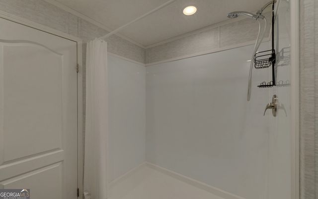 1054 Brookhaven Circle, Toccoa, GA 30577