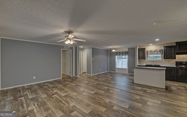 1054 Brookhaven Circle, Toccoa, GA 30577
