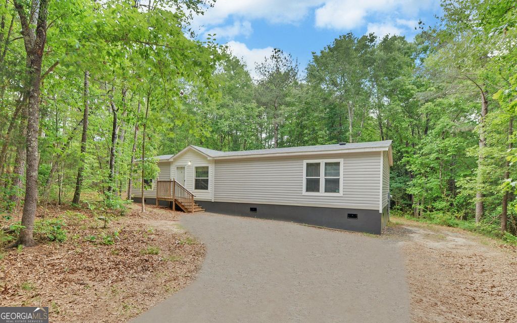 1054 Brookhaven Circle, Toccoa, GA 30577