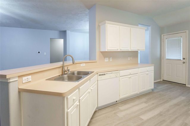 146 N Vesper Bend Circle, The Woodlands, TX 77382