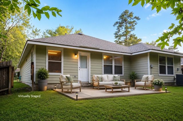 146 N Vesper Bend Circle, The Woodlands, TX 77382