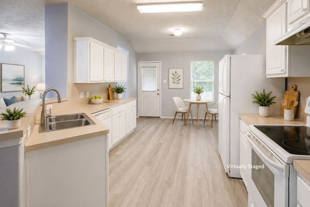 146 N Vesper Bend Circle, The Woodlands, TX 77382