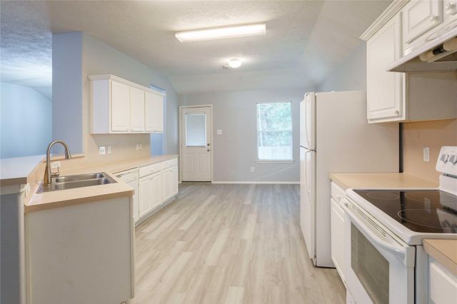 146 N Vesper Bend Circle, The Woodlands, TX 77382