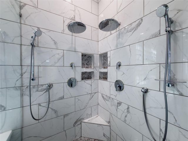 2611 Demona DR, Austin, TX 78733