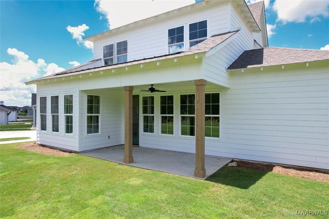 14 Blackberry Boulevard, Pike Road, AL 36064