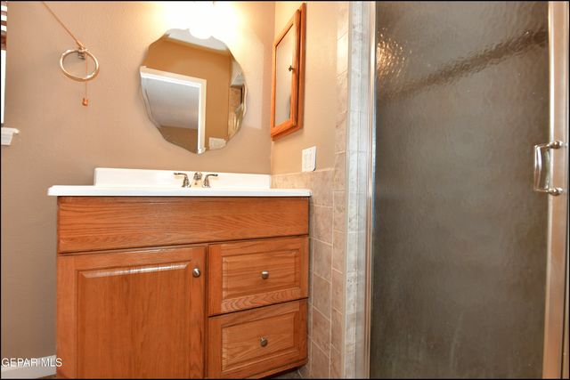 733 CASTILE Avenue, El Paso, TX 79912
