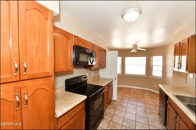733 CASTILE Avenue, El Paso, TX 79912