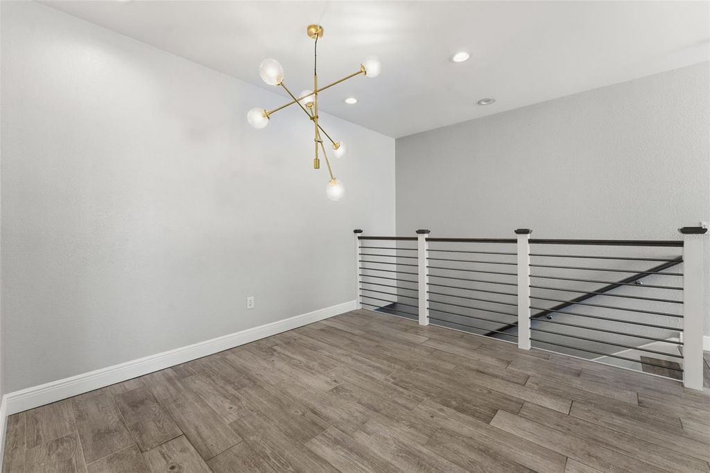 Image 11 of property listing at 1022 NORMANDY TRACE ROAD, Tampa, FL 33602