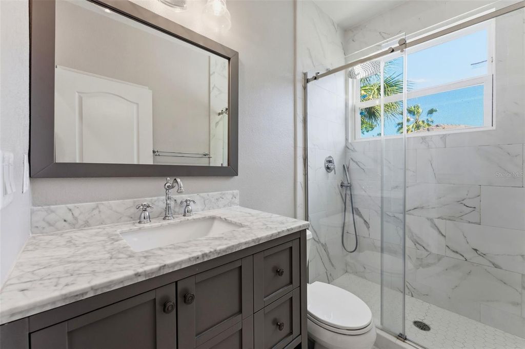 Image 23 of property listing at 1022 NORMANDY TRACE ROAD, Tampa, FL 33602