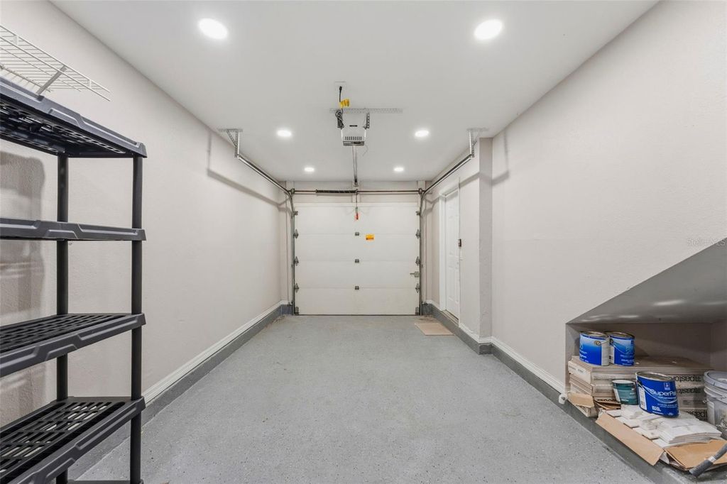 Image 29 of property listing at 1022 NORMANDY TRACE ROAD, Tampa, FL 33602