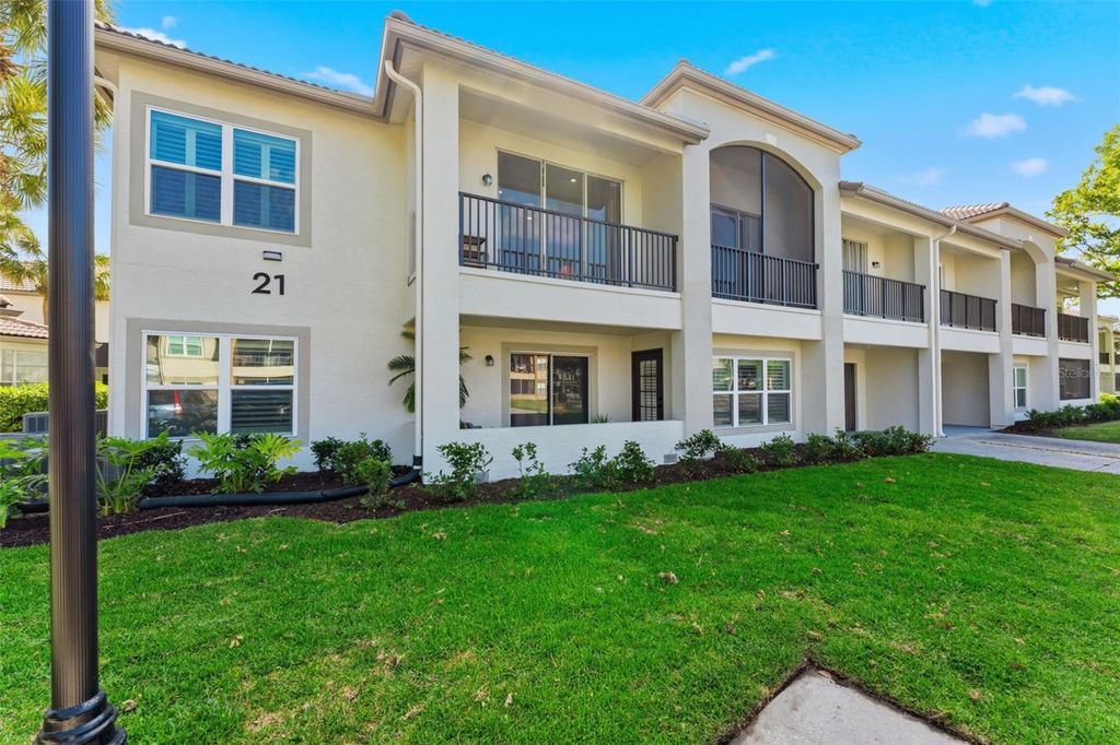 Image 49 of property listing at 1022 NORMANDY TRACE ROAD, Tampa, FL 33602