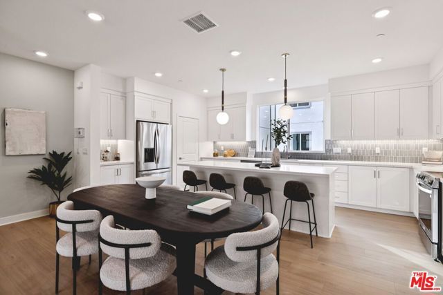 1697 Constellation Drive, Los Angeles, CA 90732