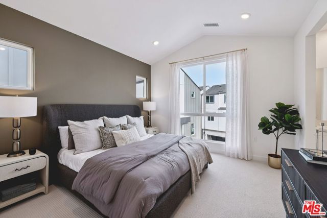 1697 Constellation Drive, Los Angeles, CA 90732