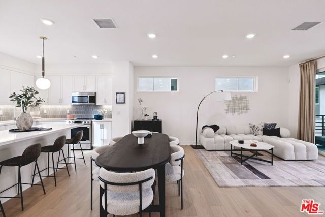 1697 Constellation Drive, Los Angeles, CA 90732